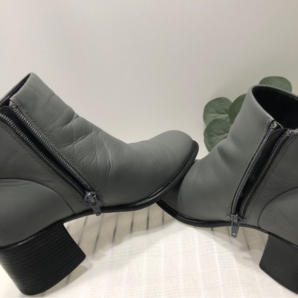 White Mountain Shoe Women 6 Ankle Boot Fairchild Gray Sq Toe Chunk Heel Leather - Picture 6 of 13